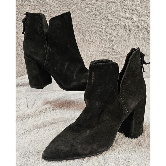 NEW Steve Madden THRIVED Black Suede Leather Notched Back Zip Boots Booties 9M - Picture 1 of 8